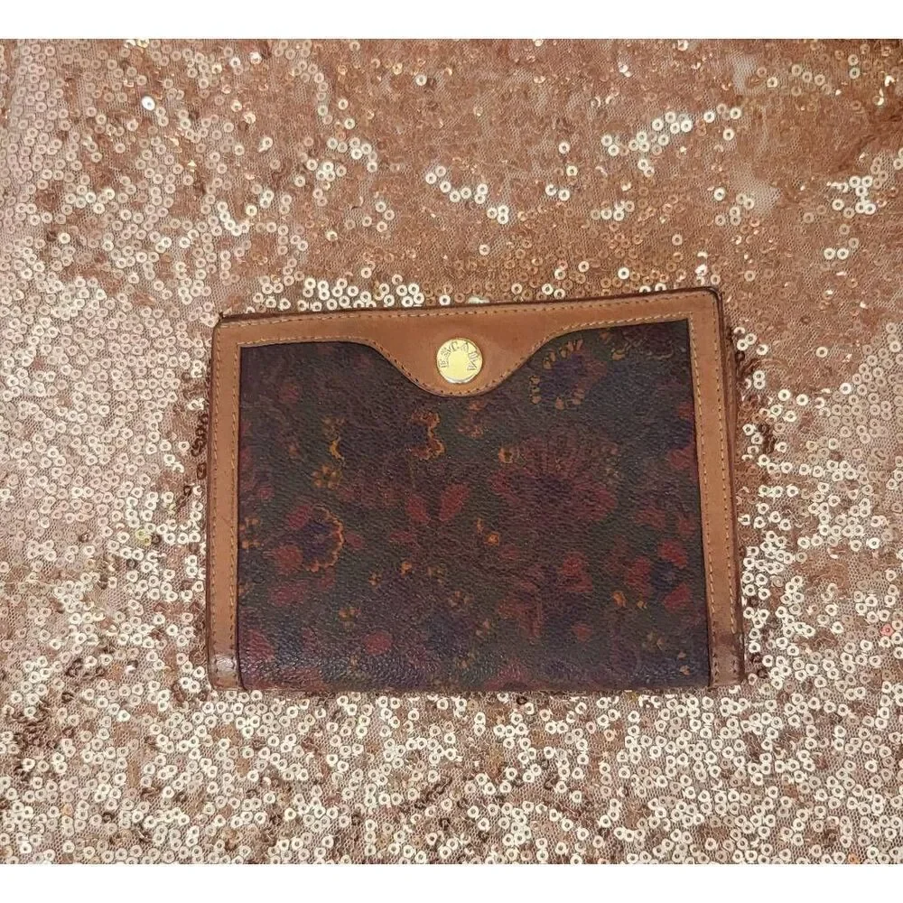 Escada wallet